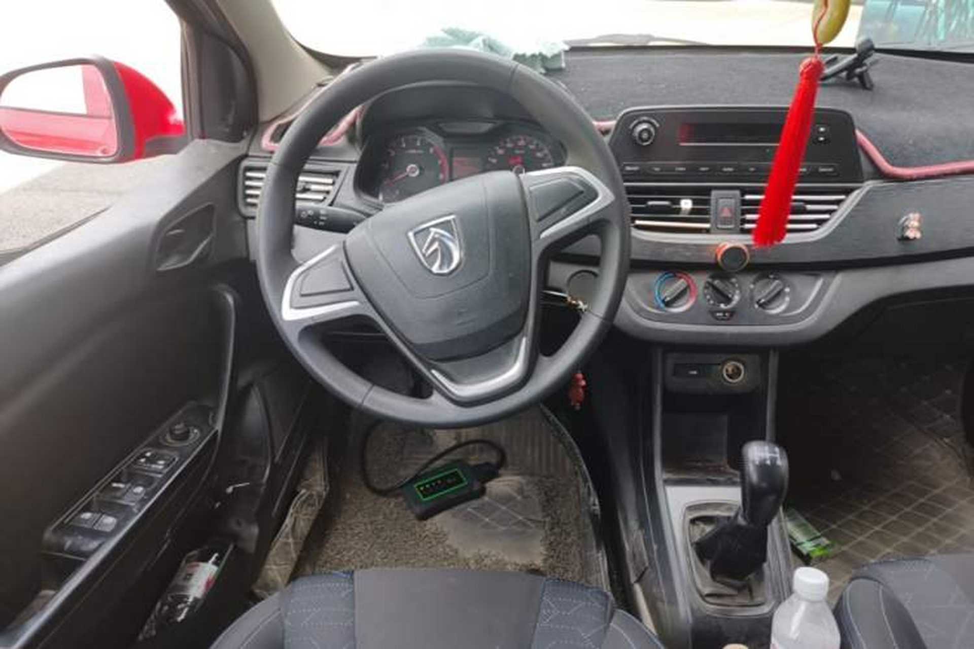 Used Baojun 310 2016 1.2L manual Comfort trim level Steering Wheel