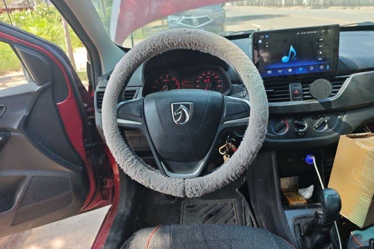 Used Baojun 310 2016 1.2L manual Comfort trim level Steering Wheel