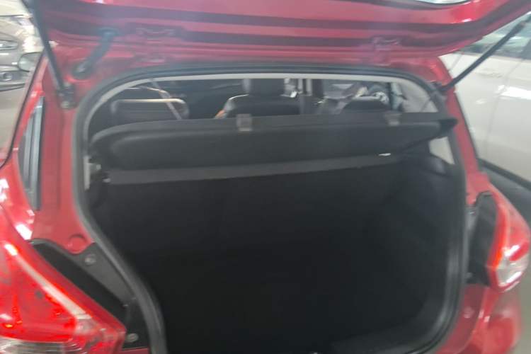 Used Baojun 310 2016 1.2L Manual Luxury Model Trunk