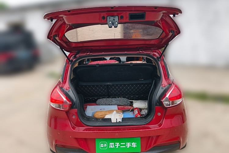 Used Baojun 310 2016 1.2L Manual Fashionable Edition Trunk