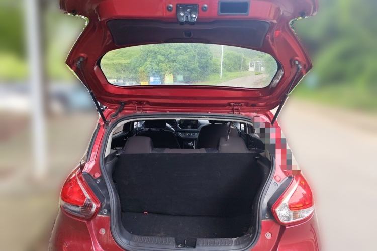 Used Baojun 310 2016 1.2L manual Comfort trim level Trunk