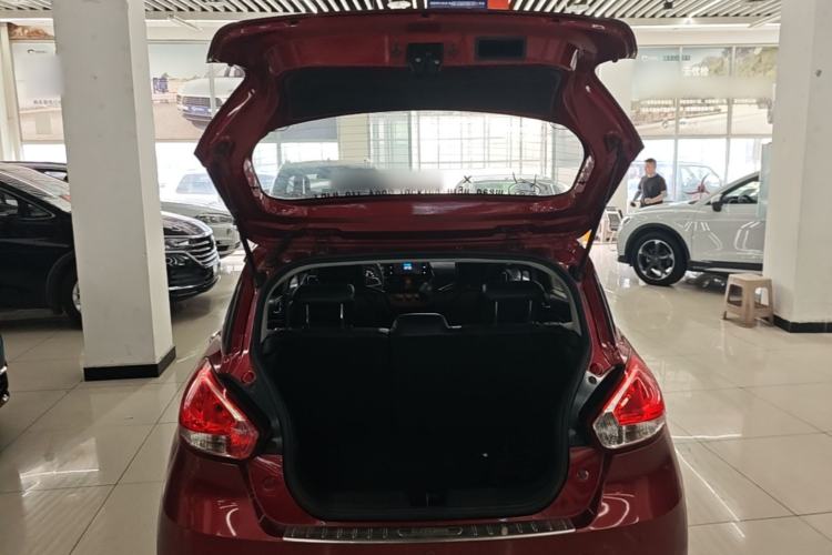 Used Baojun 310 2016 1.2L Manual Fashionable Edition Trunk
