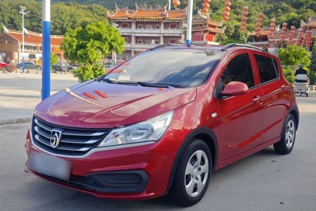 Used Baojun 310 2016 1.2L manual Comfort trim level