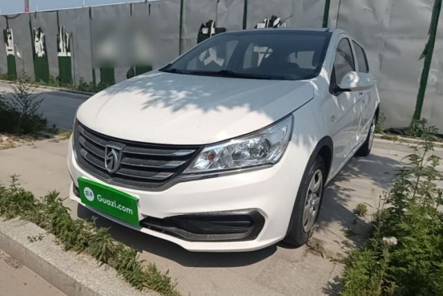 Used Baojun 310 2016 1.2L manual Comfort trim level