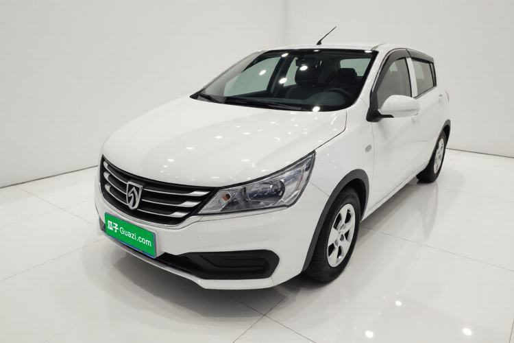 Used Baojun 310 2016 1.2L manual Comfort trim level Guazi used car, China used car export, Used car for sale, Used cars, Cheapest cars for sale
