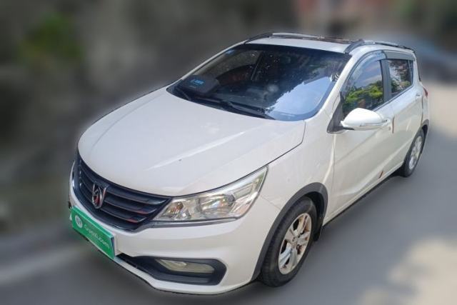 Used Baojun 310 2016 1.2L Manual Luxury Model