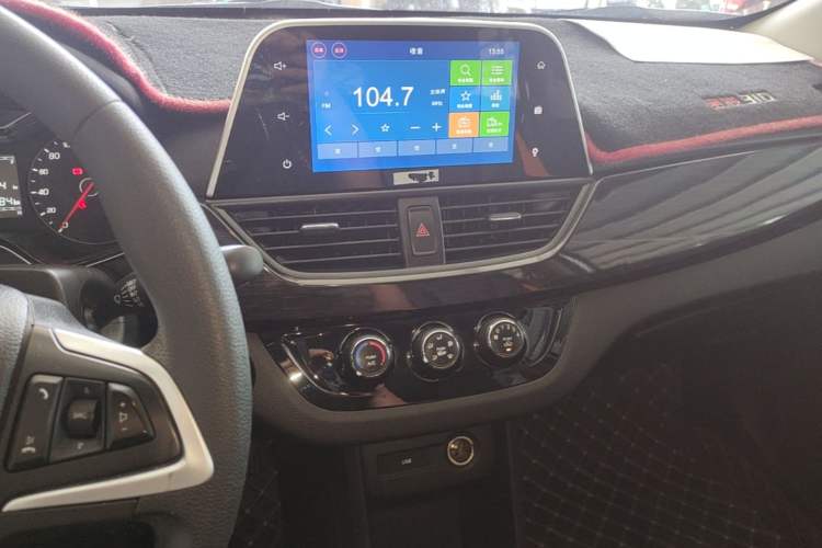 Used Baojun 310 2016 1.2L Manual Luxury Model Audio And AC Panel