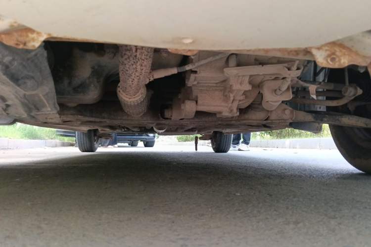 Used Baojun 310 2016 1.2L manual Comfort trim level Chassis Front