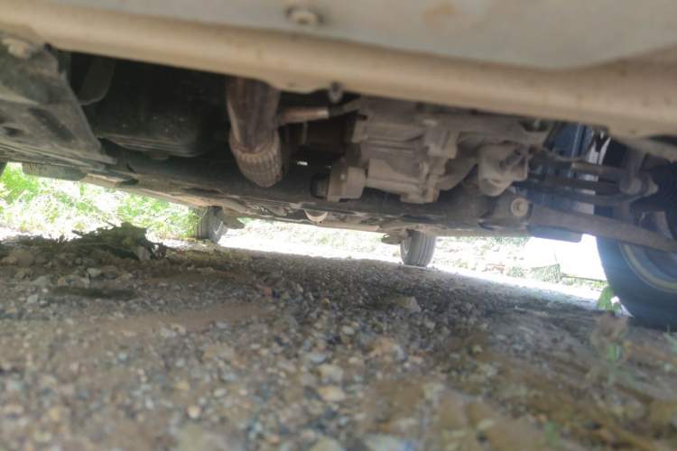 Used Baojun 310 2016 1.2L manual Comfort trim level Chassis Front