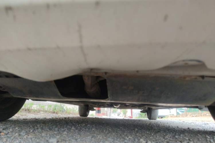 Used Baojun 310 2016 1.2L manual Comfort trim level Chassis Front
