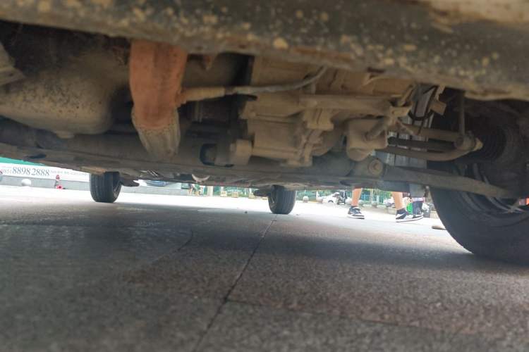 Used Baojun 310 2016 1.2L manual Comfort trim level Chassis Front