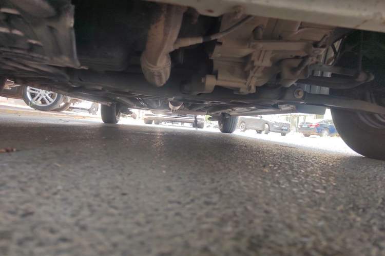 Used Baojun 310 2016 1.2L manual Comfort trim level Chassis Front