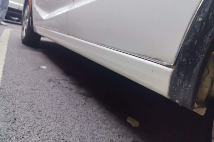 Used Baojun 310 2016 1.2L manual Comfort trim level Chassis Rear Left