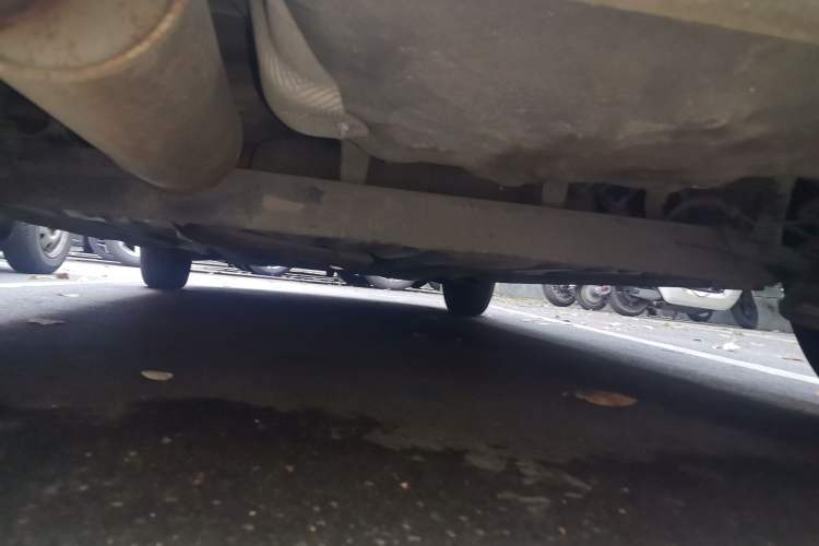 Used Baojun 310 2016 1.2L manual Comfort trim level Chassis Rear
