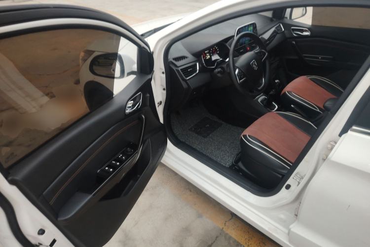 Used Baojun 310 2016 1.2L Manual Luxury Model Driver Seat