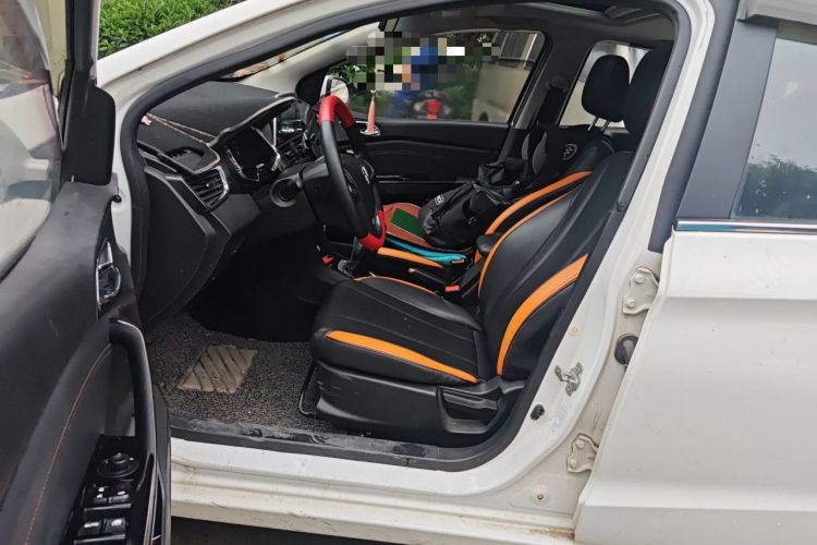 Used Baojun 310 2016 1.2L Manual Luxury Model Driver Seat