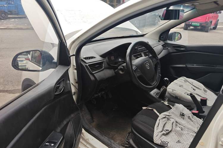 Used Baojun 310 2016 1.2L Manual Value Edition Driver Seat