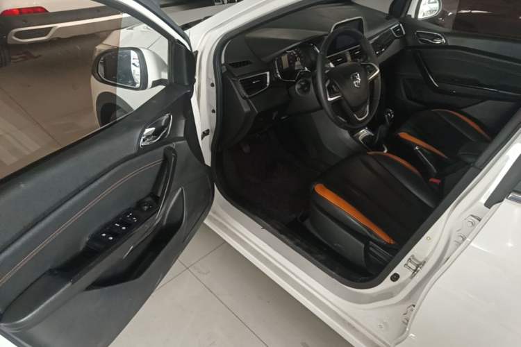 Used Baojun 310 2016 1.2L Manual Luxury Model Driver Seat