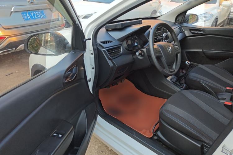 Used Baojun 310 2016 1.2L Manual Value Edition Driver Seat