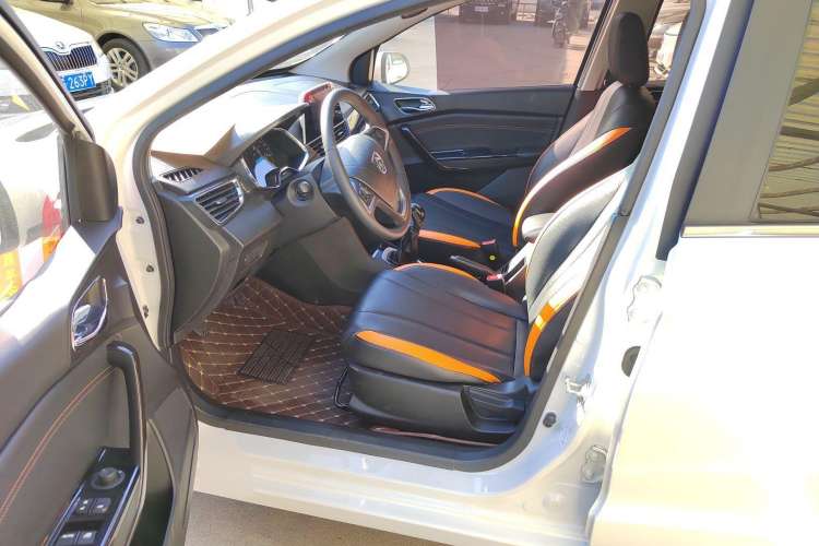 Used Baojun 310 2016 1.2L Manual Luxury Model Driver Seat