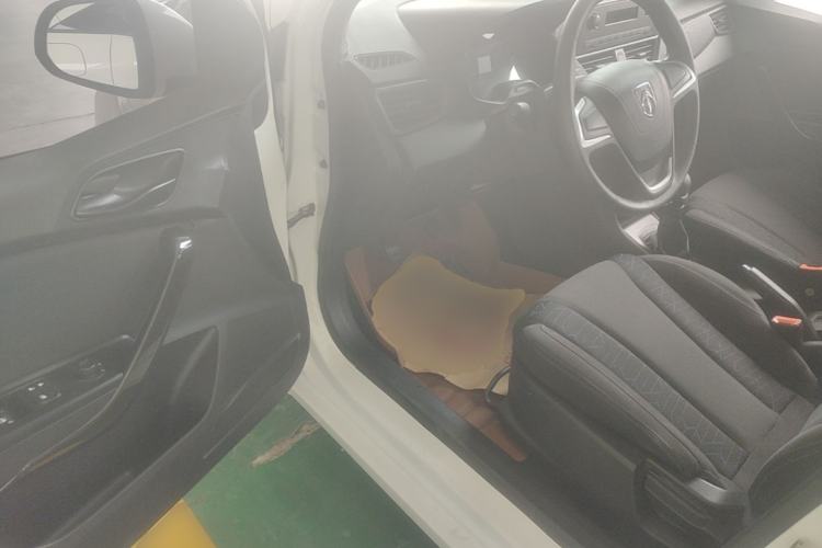 Used Baojun 310 2016 1.2L manual Comfort trim level Driver Seat