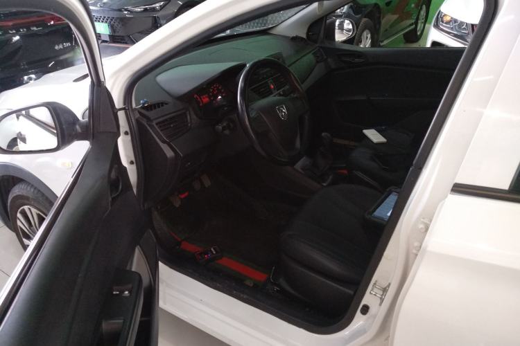 Used Baojun 310 2016 1.2L Manual Value Edition Driver Seat