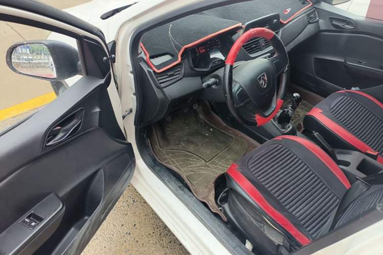 Used Baojun 310 2016 1.2L Manual Value Edition Driver Seat