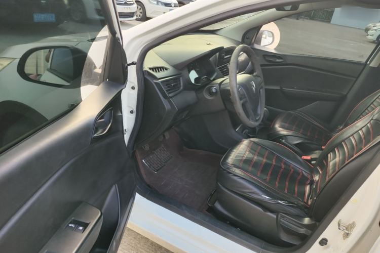 Used Baojun 310 2016 1.2L Manual Value Edition Driver Seat