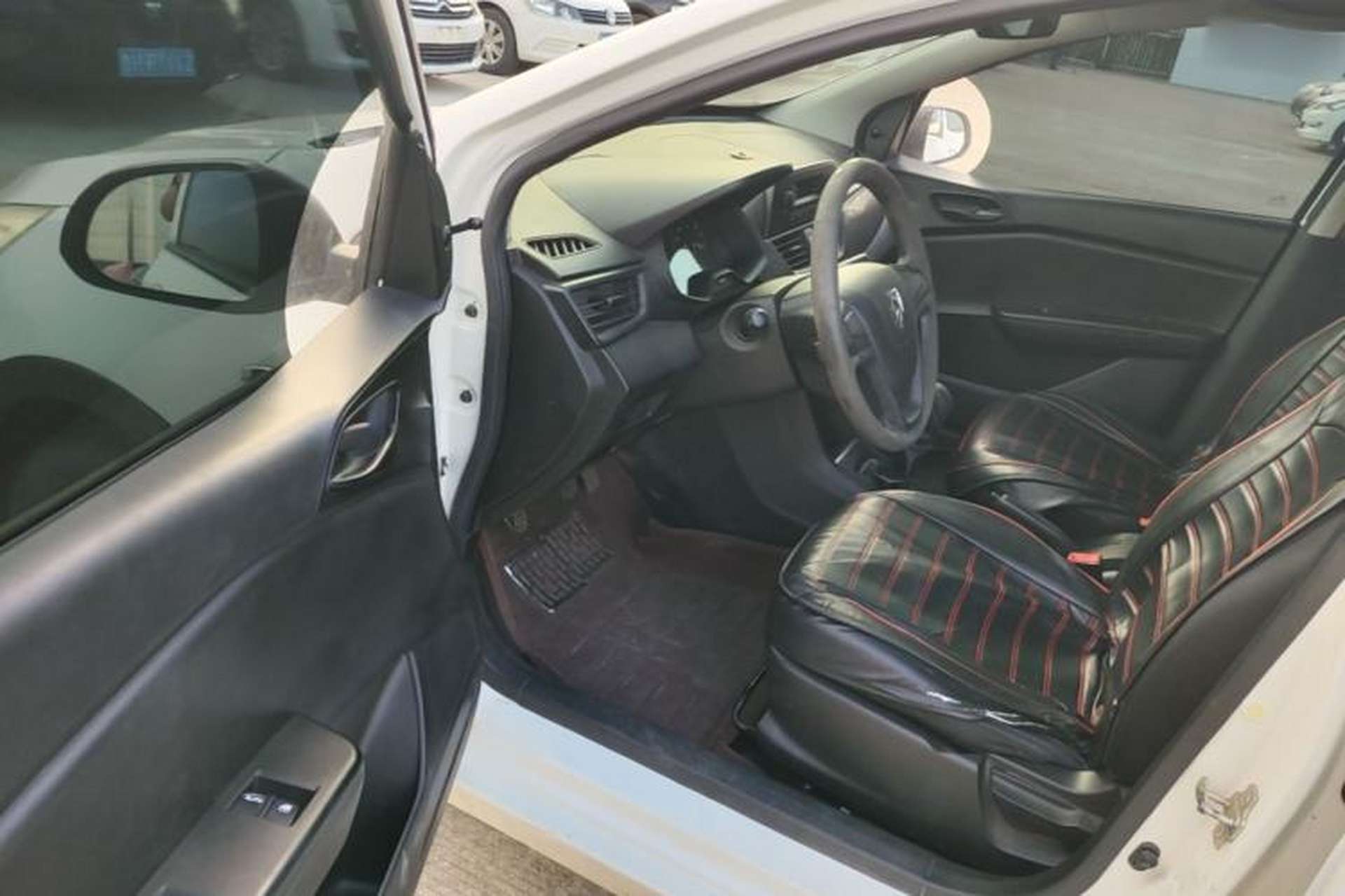Used Baojun 310 2016 1.2L Manual Value Edition Driver Seat
