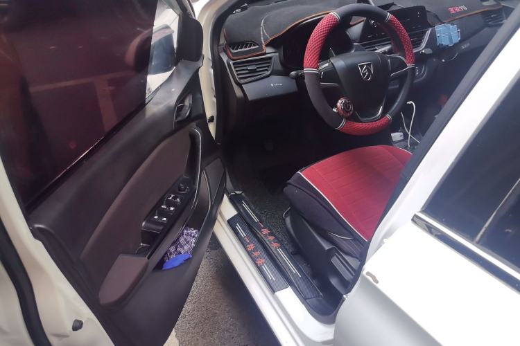 Used Baojun 310 2016 1.2L manual Comfort trim level Driver Seat