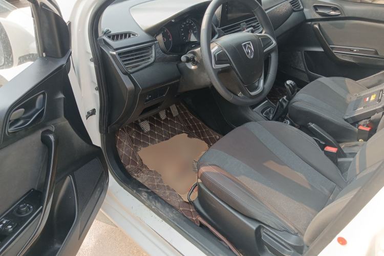 Used Baojun 310 2016 1.2L manual Comfort trim level Driver Seat