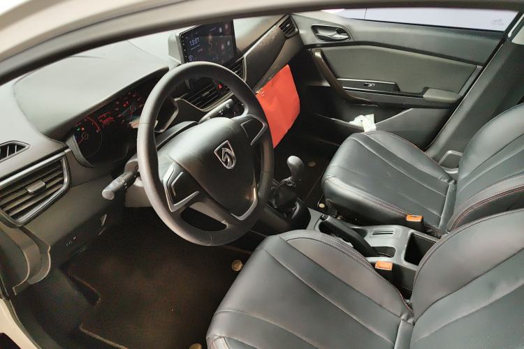 Used Baojun 310 2016 1.2L manual Comfort trim level Driver Seat