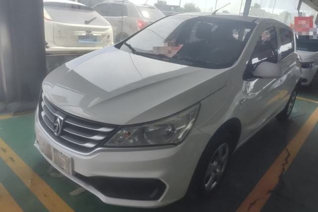 Used Baojun 310 2016 1.2L manual Comfort trim level