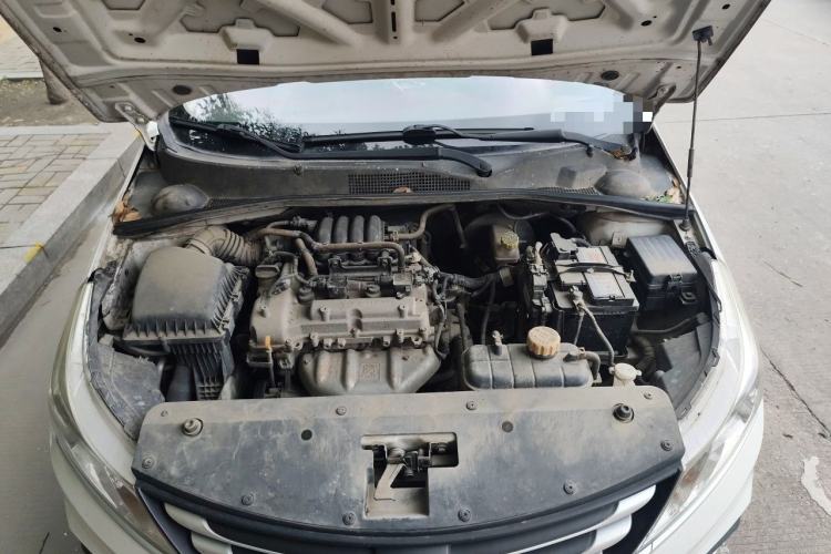 Used Baojun 310 2016 1.2L manual Comfort trim level Engine Bay