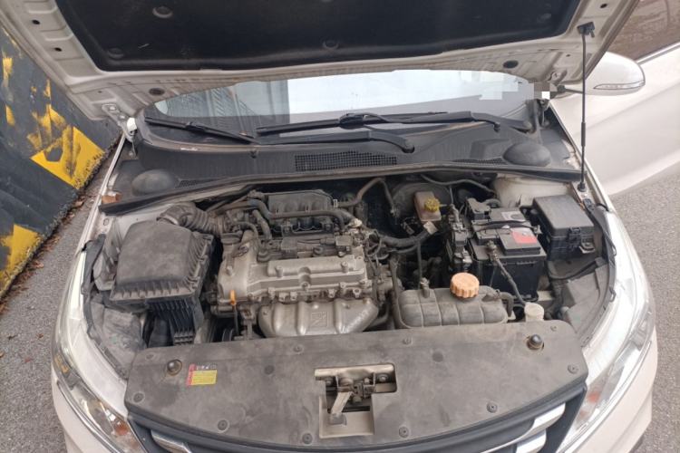 Used Baojun 310 2016 1.2L Manual Luxury Model Engine Bay