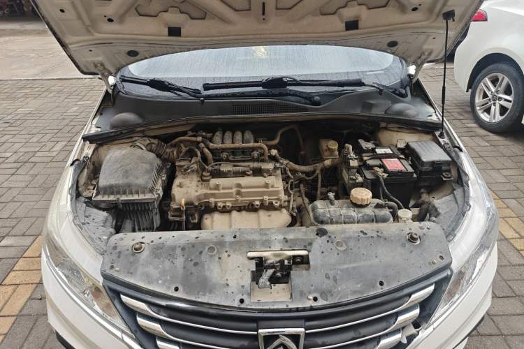 Used Baojun 310 2016 1.2L manual Comfort trim level Engine Bay