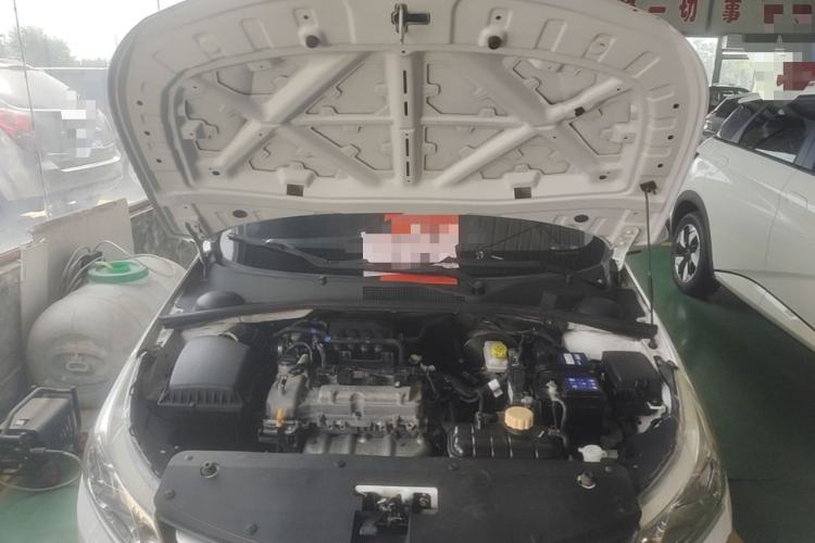 Used Baojun 310 2016 1.2L manual Comfort trim level Engine Bay