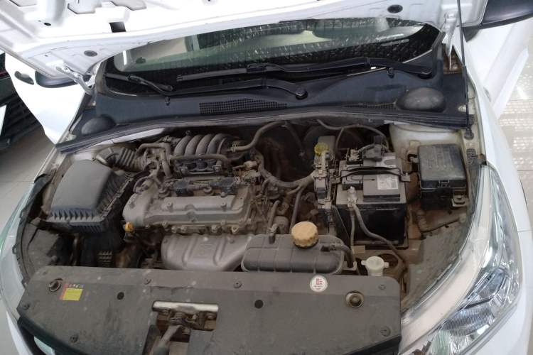 Used Baojun 310 2016 1.2L Manual Value Edition Engine Bay