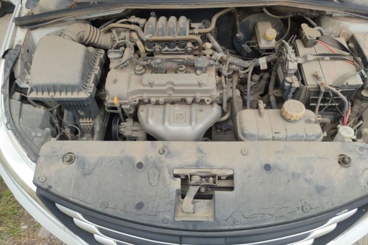 Used Baojun 310 2016 1.2L manual Comfort trim level Engine Bay