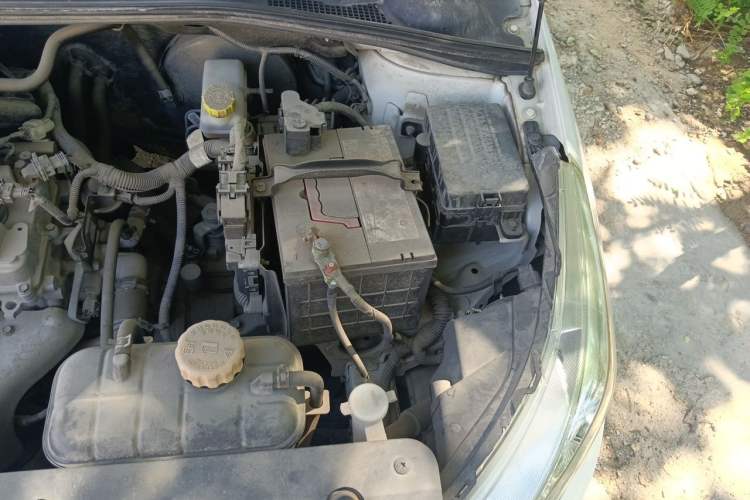 Used Baojun 310 2016 1.2L Manual Luxury Model Engine Bay Left