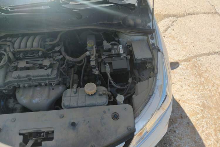Used Baojun 310 2016 1.2L manual Comfort trim level Engine Bay Left