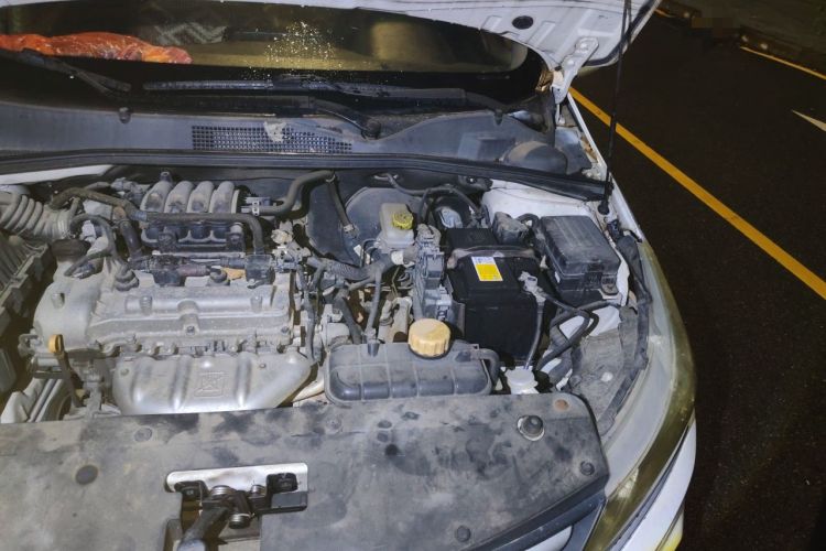 Used Baojun 310 2016 1.2L manual Comfort trim level Engine Bay Left