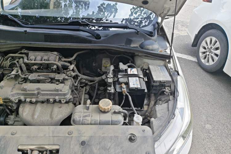 Used Baojun 310 2016 1.2L Manual Fashionable Edition Engine Bay Left