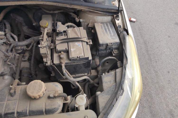 Used Baojun 310 2016 1.2L manual Comfort trim level Engine Bay Left