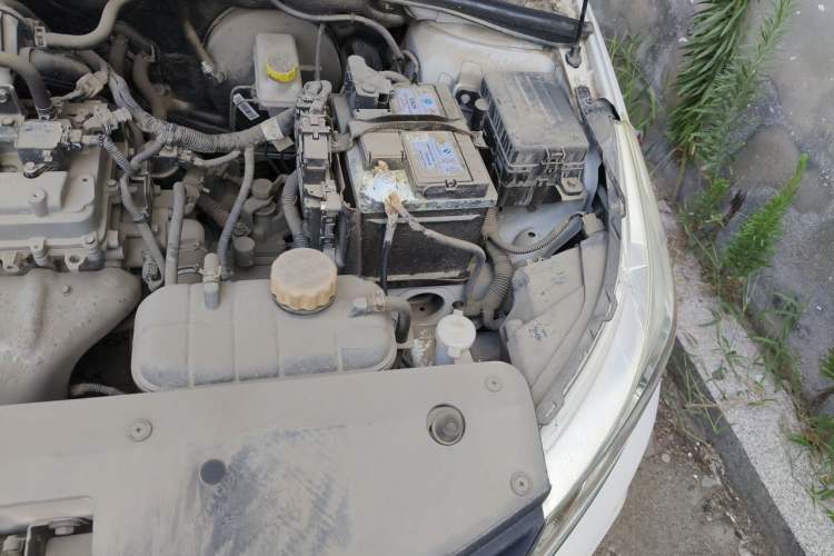 Used Baojun 310 2016 1.2L Manual Fashionable Edition Engine Bay Left