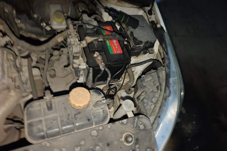 Used Baojun 310 2016 1.2L Manual Luxury Model Engine Bay Left
