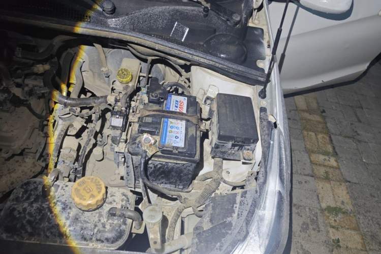 Used Baojun 310 2016 1.2L manual Comfort trim level Engine Bay Left