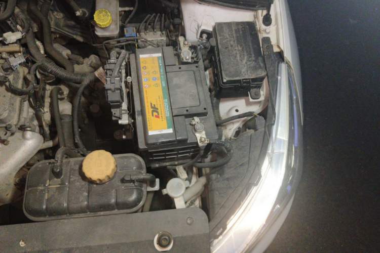 Used Baojun 310 2016 1.2L manual Comfort trim level Engine Bay Left