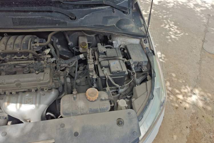 Used Baojun 310 2016 1.2L manual Comfort trim level Engine Bay Left