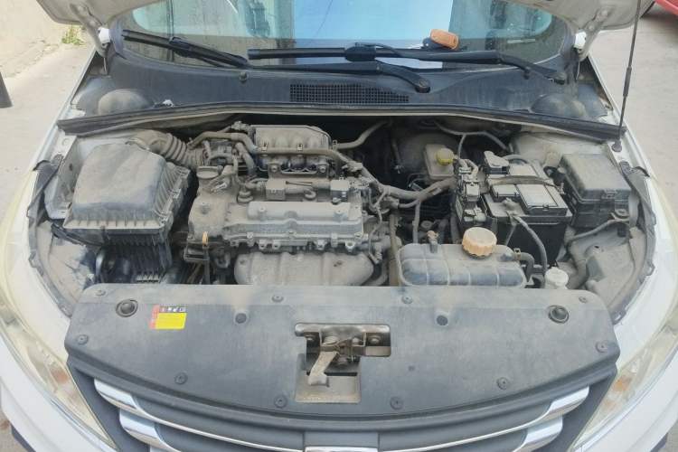 Used Baojun 310 2016 1.2L Manual Luxury Model Engine Bay